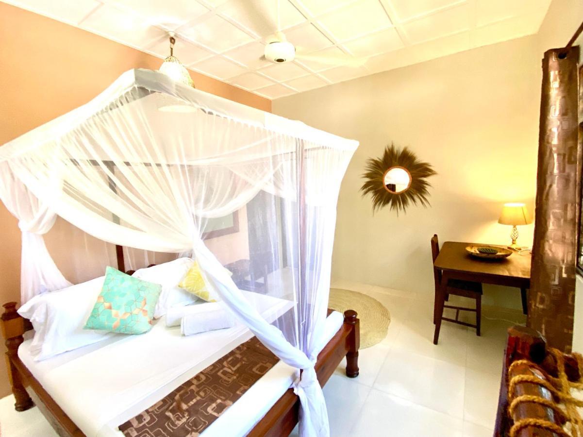 Villa Orchid Beach Guest House Bwejuu Eksteriør billede